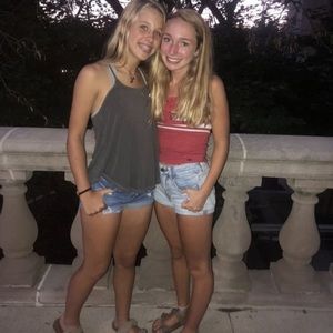 Meet your Posher, Ali